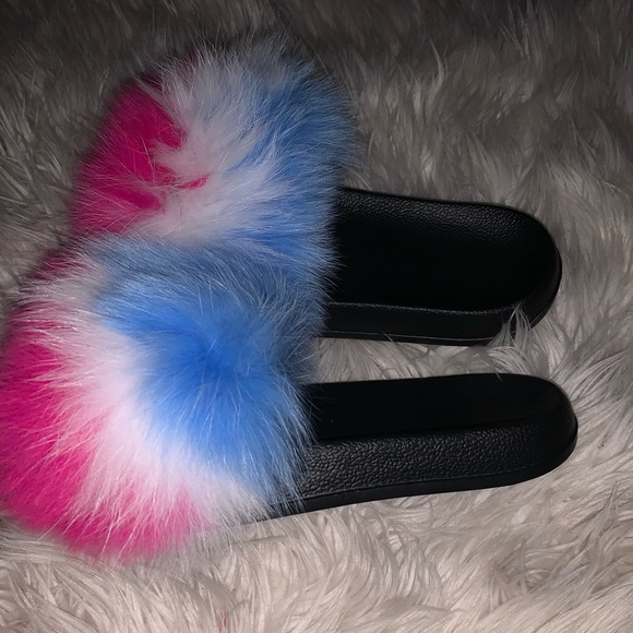 Fluffy Slides: Blue Ombré - Picture 4 of 4